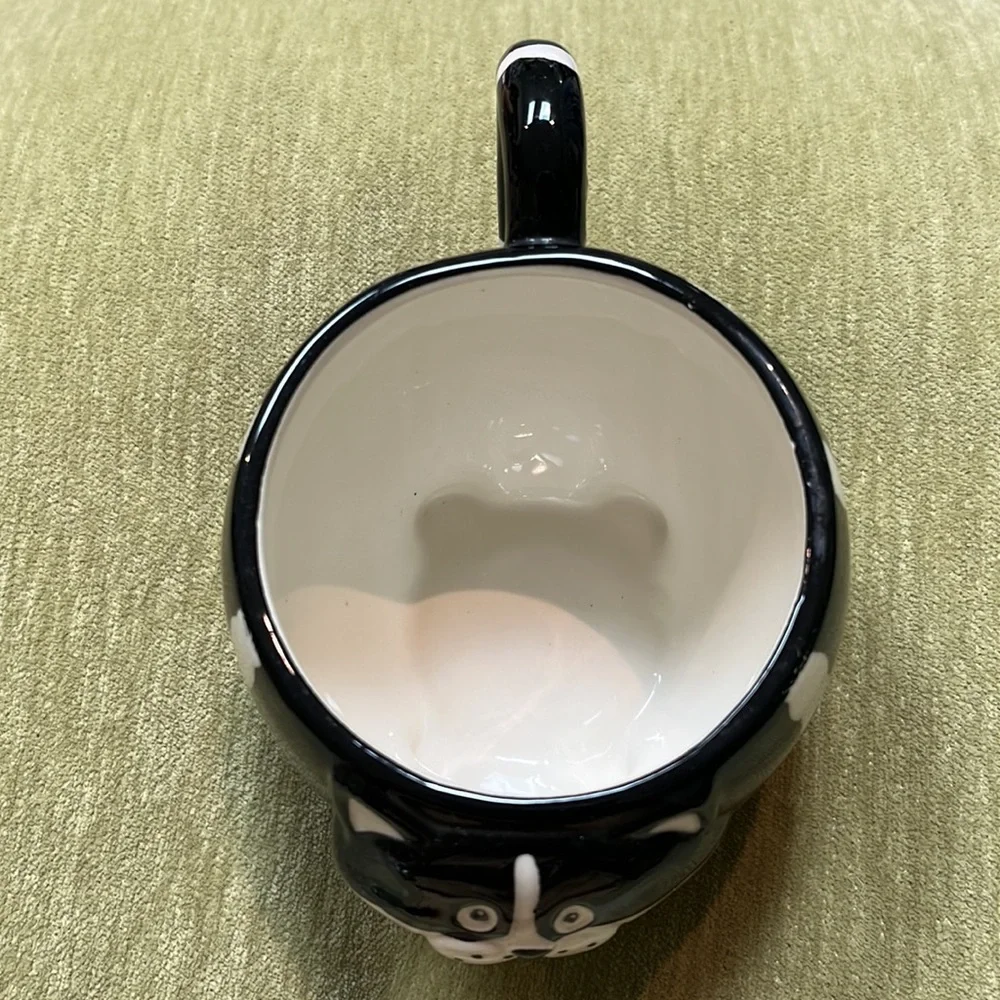 Pier 1 Imports Chubby Cat Mug Handpainted Dolomite Dishwasher Safe Microwaveable